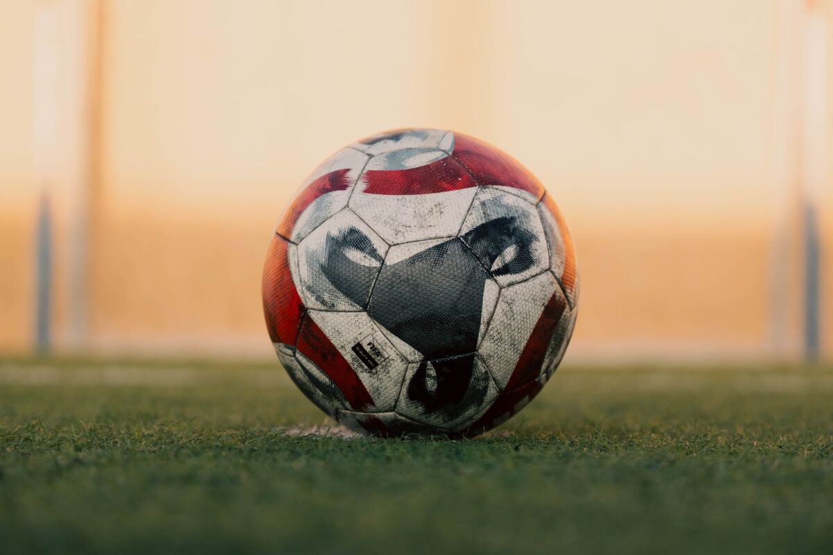 ballon dembélé cite écarte il